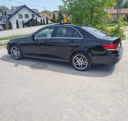 Mercedes-Benz Klasa E cena 87000 przebieg: 222351, rok produkcji 2013 z Kraków małe 232